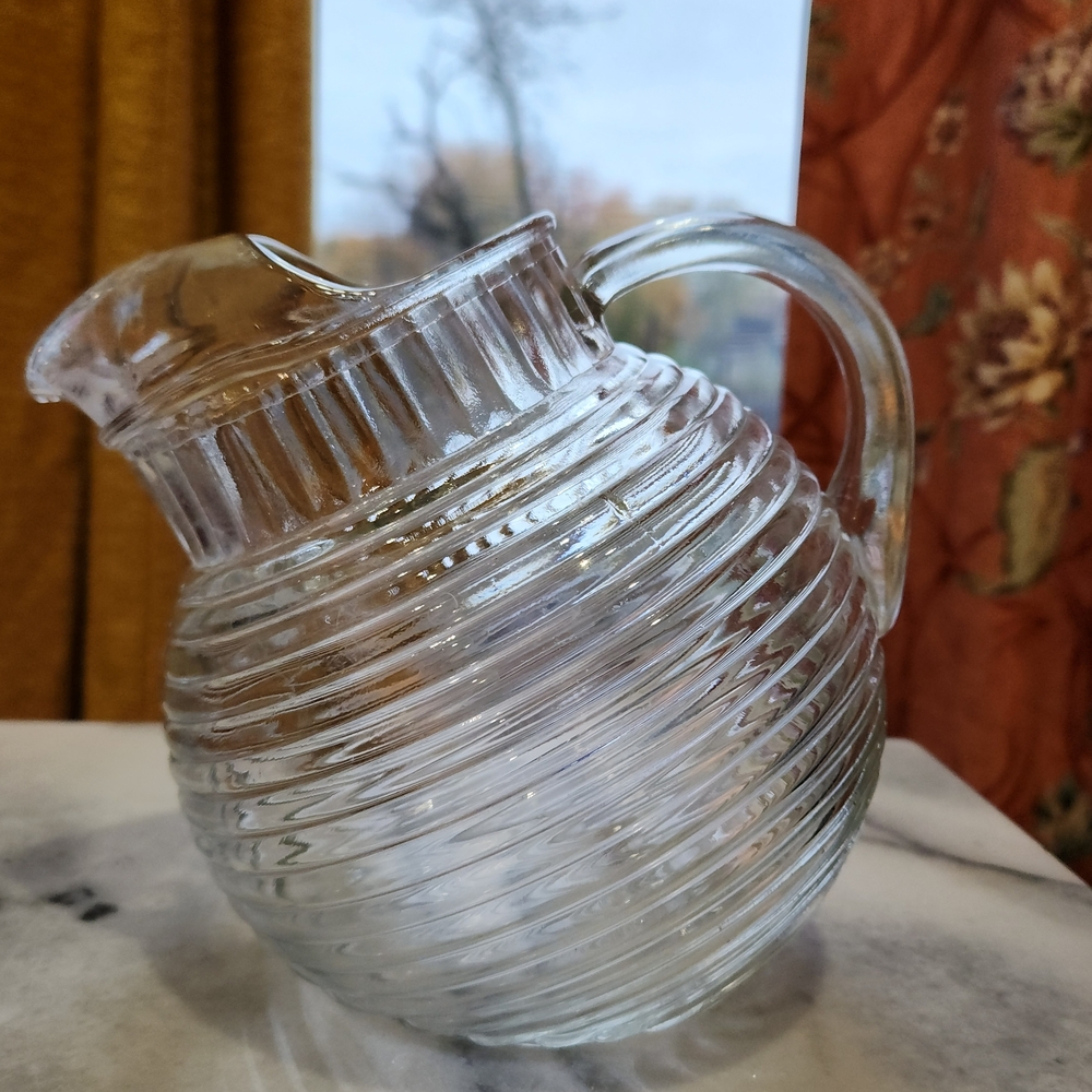 Vintage Anchor Hocking Manhattan Ribbed Pitcher